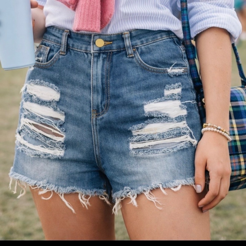 SHEIN Distressed‎ High Waisted Denim Shorts Medium Wash Blue Womens XXL